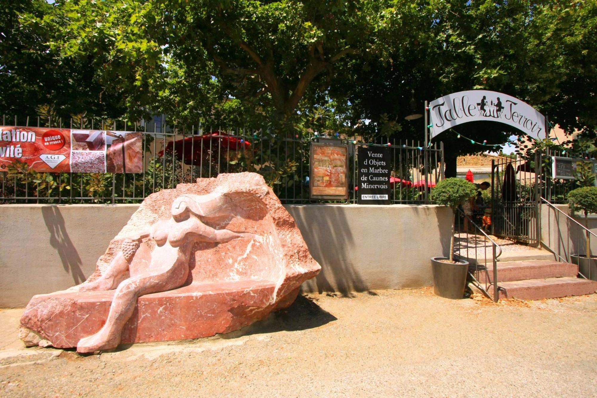Logis Hotel - Restaurant La Marbrerie Caunes-Minervois Eksteriør billede