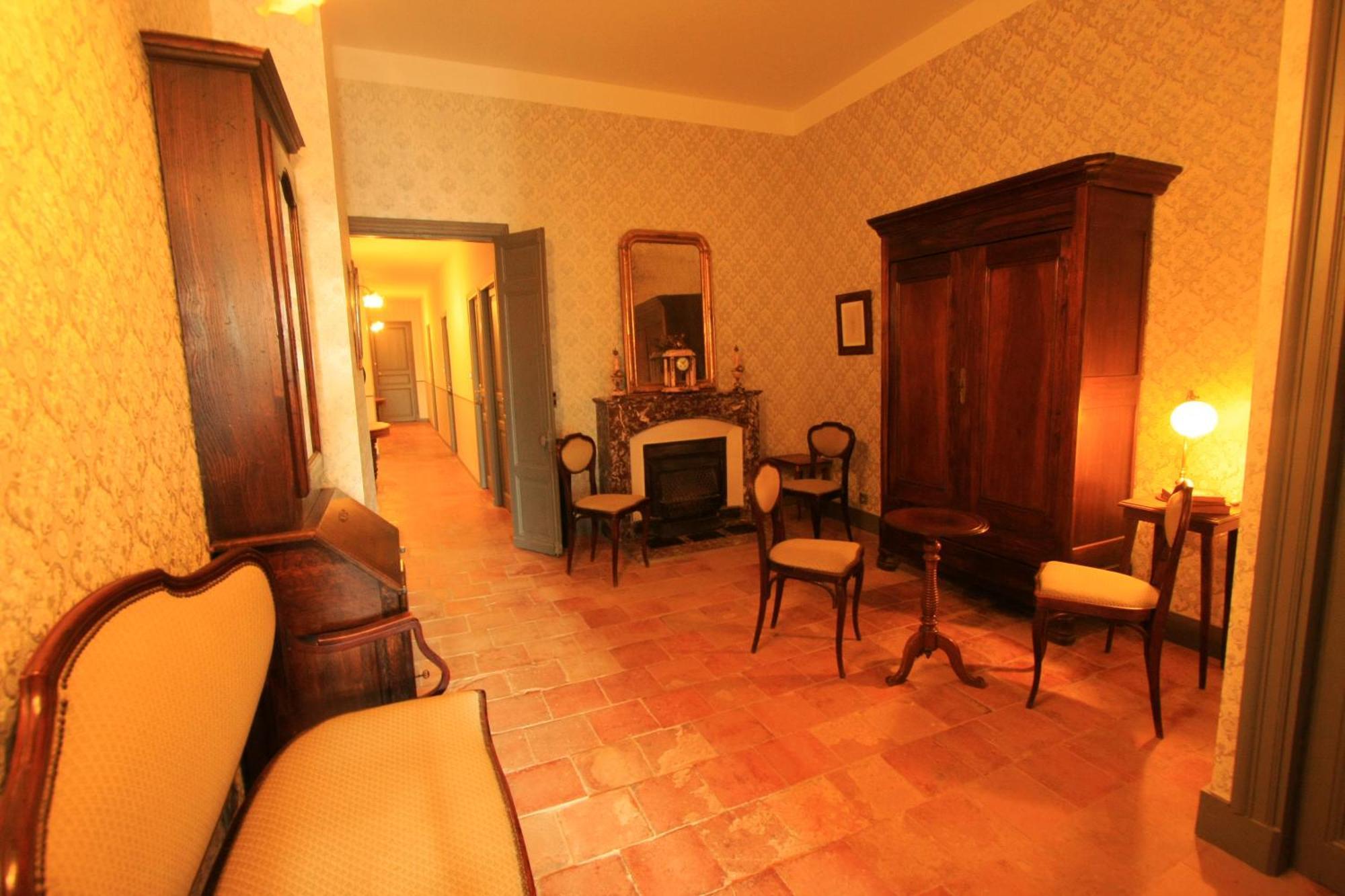 Logis Hotel - Restaurant La Marbrerie Caunes-Minervois Eksteriør billede