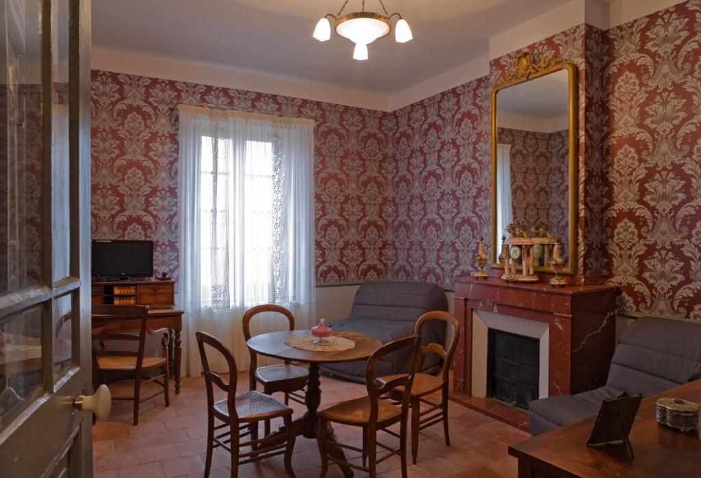 Logis Hotel - Restaurant La Marbrerie Caunes-Minervois Værelse billede
